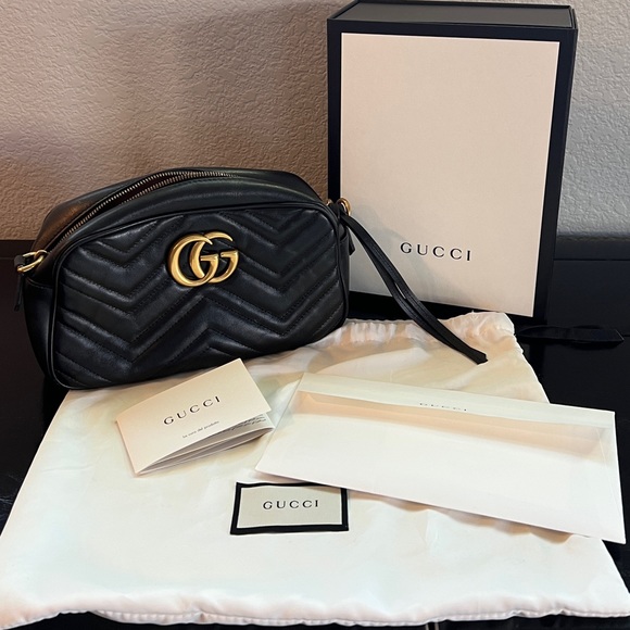 GG Marmont small matelassé shoulder bag AUTHENTIC